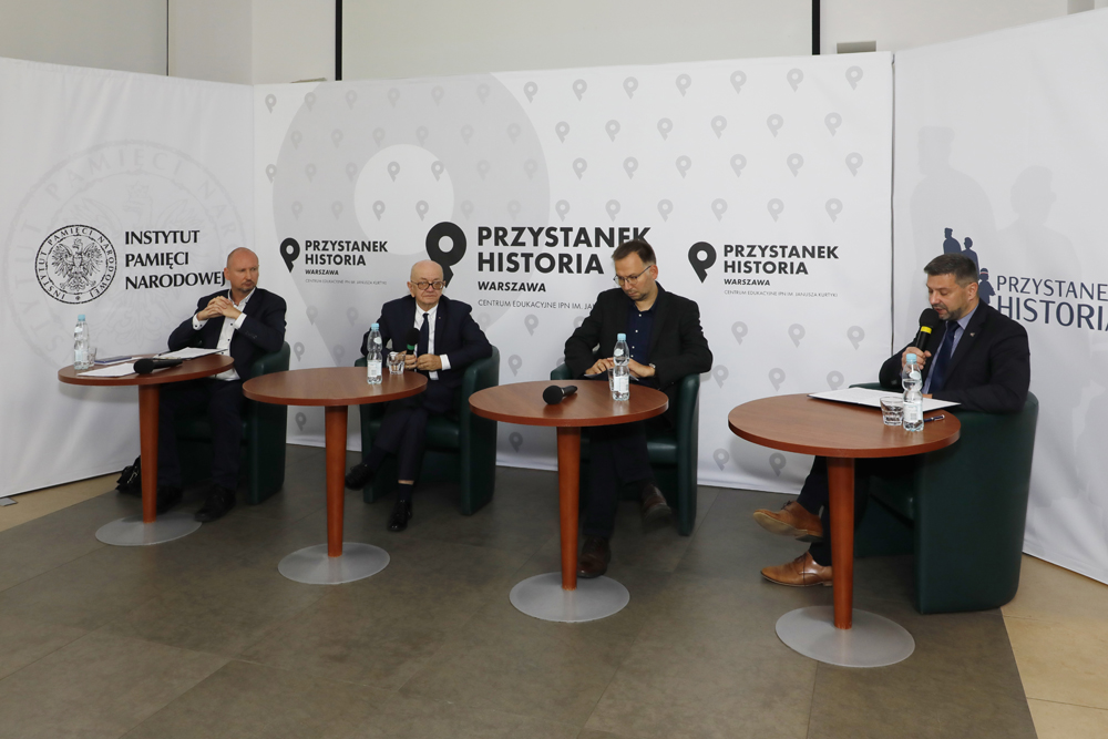 Z cyklu „Między mitem a rzeczywistością – najważniejsze wydarzenia XX wieku” dyskusja o Październiku '56 – Warszawa, 20 października 2021. Fot. Piotr Życieński (IPN)