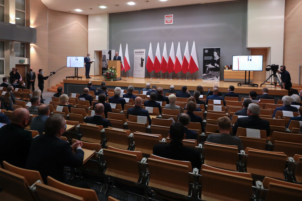 Wręczenie nagrody im. Grażyny Langowskiej – Olsztyn, 25 października 2021. Fot. Mikołaj Bujak (IPN)
