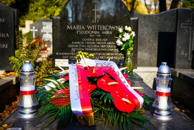 Zapal znicz na grobie Weterana” –  Cmentarz Wojskowy na Powązkach, fot. MN/BUWiM