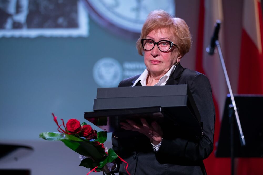 Otwarcie wystawy „#StolenMemory – Skradziona Pamięć” i przekazanie rodzinom pamiątek po byłych więźniach obozów koncentracyjnych – Białystok, 4 listopada 2021. Fot. Mikołaj Bujak (IPN)