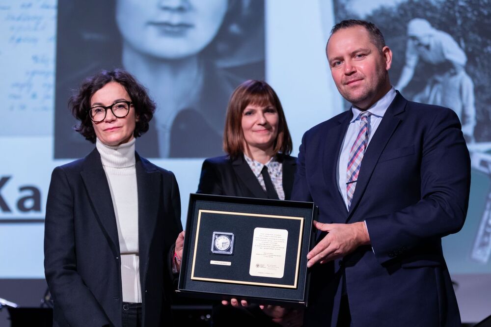 Otwarcie wystawy „#StolenMemory – Skradziona Pamięć” i przekazanie rodzinom pamiątek po byłych więźniach obozów koncentracyjnych – Białystok, 4 listopada 2021. Fot. Mikołaj Bujak (IPN)