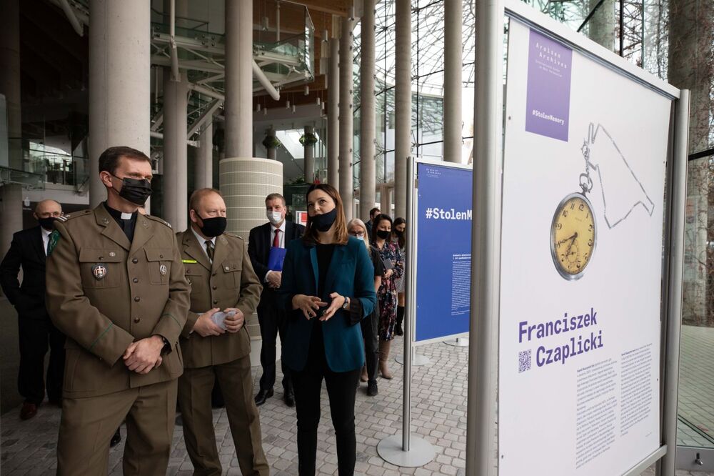 Otwarcie wystawy „#StolenMemory – Skradziona Pamięć” – Białystok, 4 listopada 2021. Fot. Mikołaj Bujak (IPN)