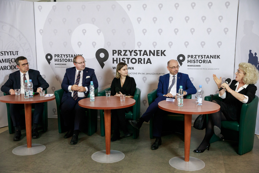 Debata „Dyplomacja historyczna: wyzwania i szanse” – Warszawa, 17 listopada 2021. Fot. Sławek Kasper (IPN)