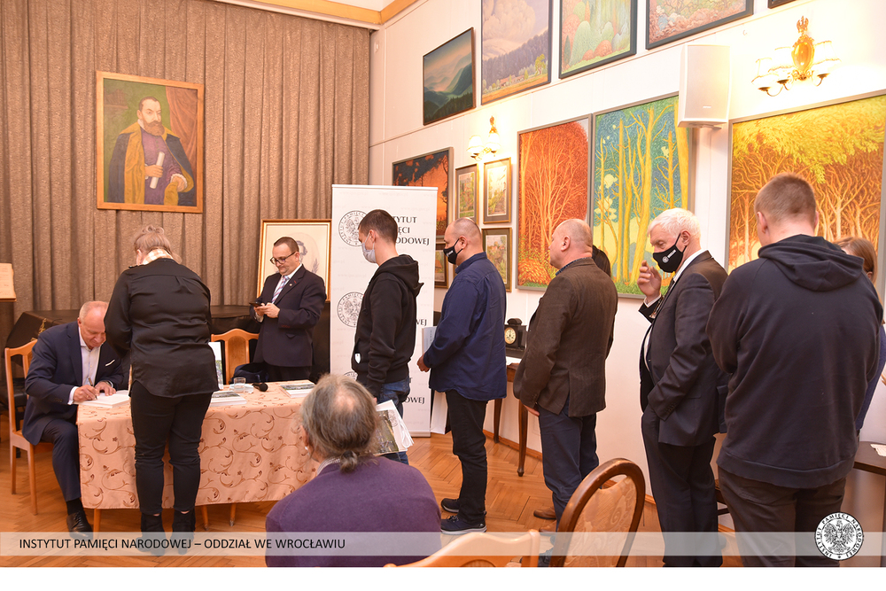 Promocja książki „Cmentarz Osobowicki we Wrocławiu. Pola ofiar komunizmu” – Wrocław, 26 listopada 2021. Fot. Adam Pacześniak (IPN)