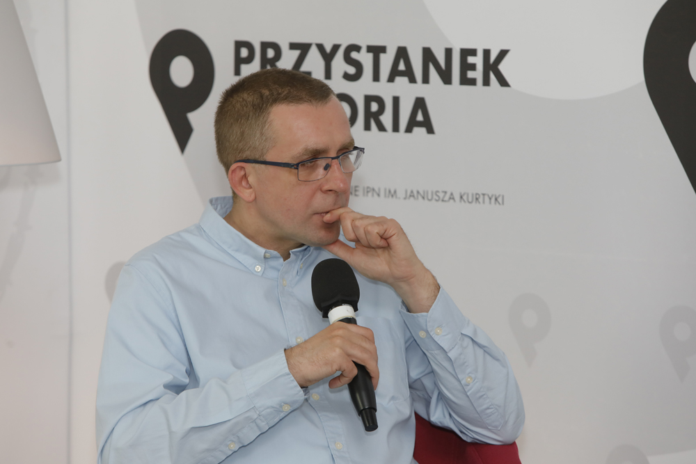 Rafał Dudkiewicz, prowadzący program „Kulisy historii”, odc. 41: „Joseph Goebbels – twórca propagandy III Rzeszy” – 27 listopada 2021. Fot. Piotr Życieński (IPN)