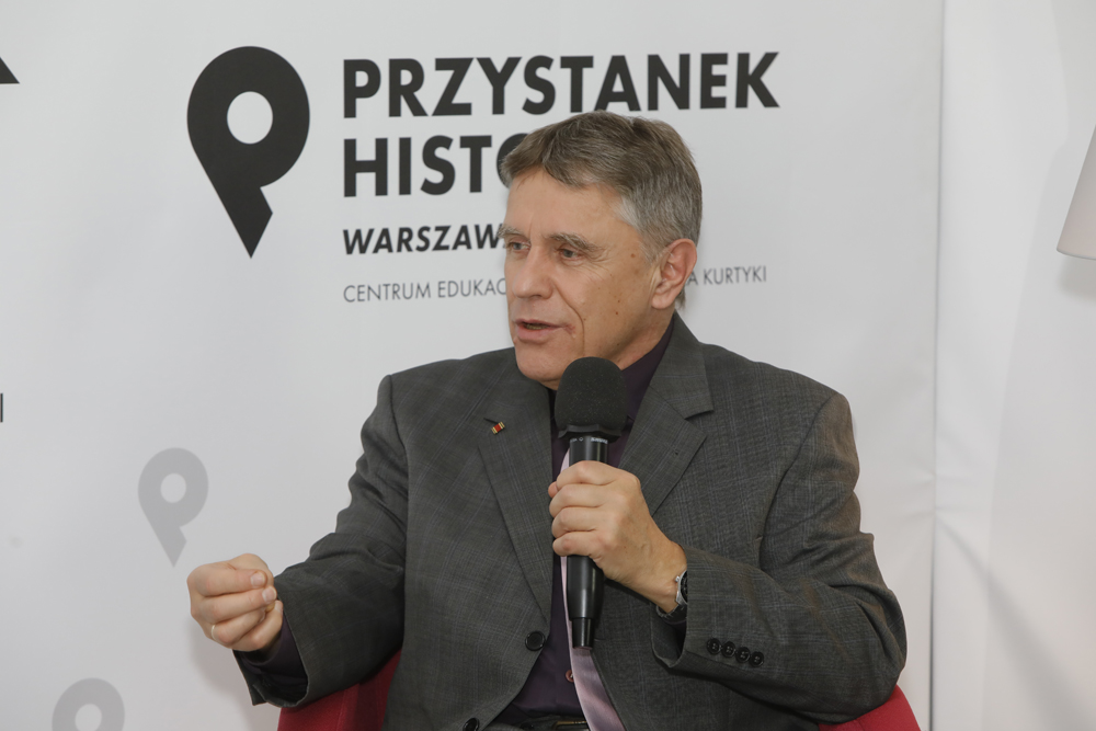 Prof. Eugeniusz Cezary Król w programie „Kulisy historii”, odc. 41: „Joseph Goebbels – twórca propagandy III Rzeszy” – 27 listopada 2021. Fot. Piotr Życieński (IPN)