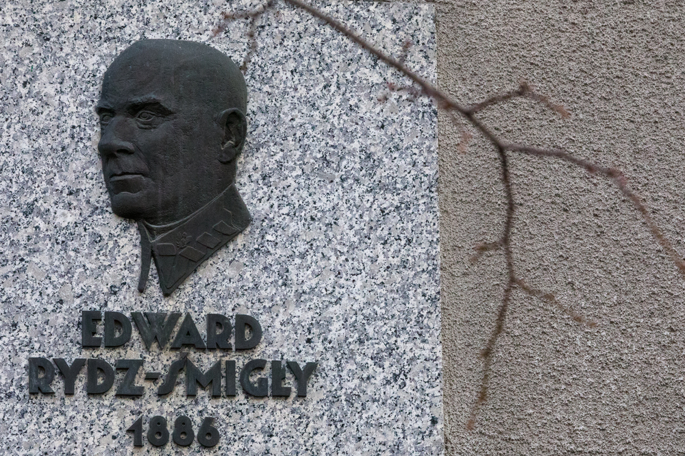 Uroczystości w 80. rocznicę śmierci marszałka Edwarda Śmigłego-Rydza – Warszawa, 2 grudnia 2021. Fot. Sławek Kasper (IPN)