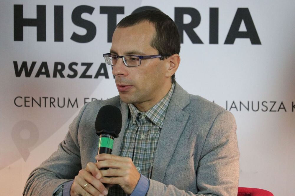 Dr hab. Patryk Pleskot, autor opracowania „Post po »karnawale«...” – Warszawa, 13 grudnia 2021. Fot. Aleksandra Wierzchowska (IPN)