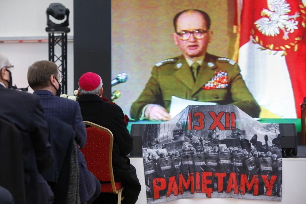 Uroczystości 40. rocznicy wprowadzenia stanu wojennego w muzeum na Rakowieckiej – Warszawa, 13 grudnia 2021. Fot. Sławek Kasper (IPN)