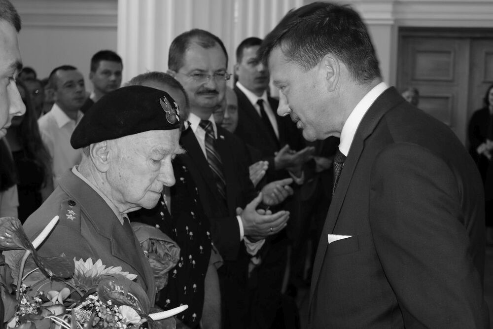 Por. Henryk Władysław Atemborski podczas uroczystości wręczenia Krzyży Oficerskich Orderu Odrodzenia Polski –  Rzeszów, 28 sierpnia 2017. Fot. Piotr Szopa (IPN)