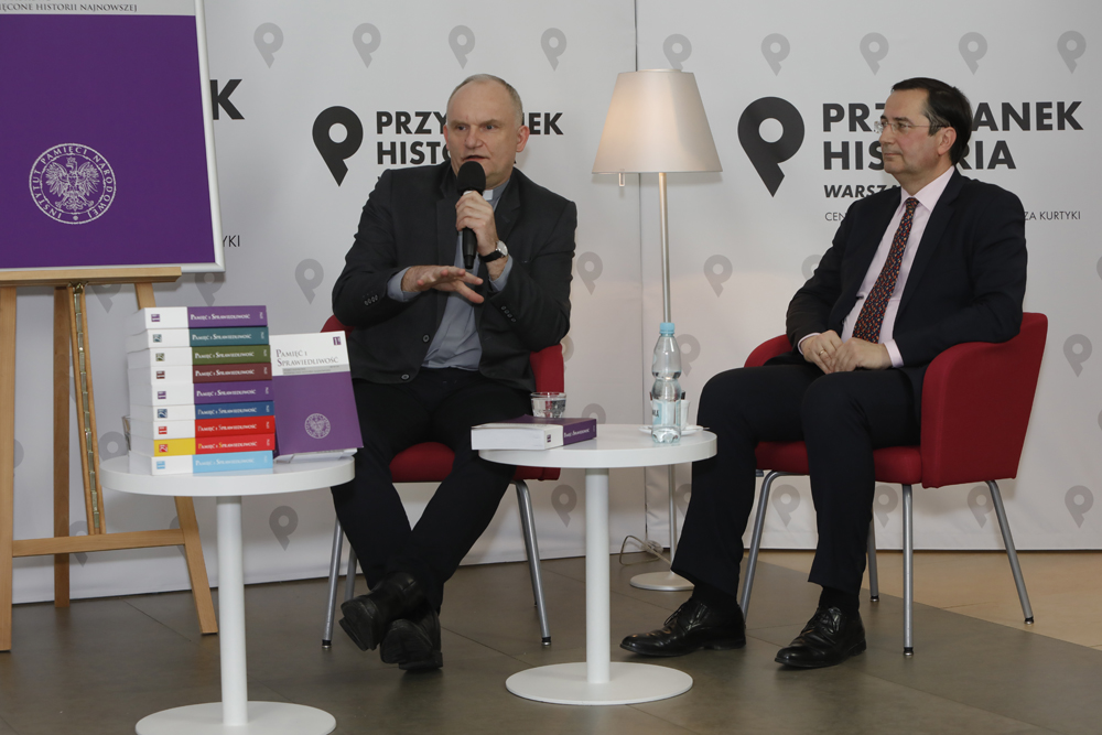 Dyskusja o 37 numerze periodyku „Pamięć i Sprawiedliwość” – 13 stycznia 2022. Fot. Piotr Życieński (IPN)