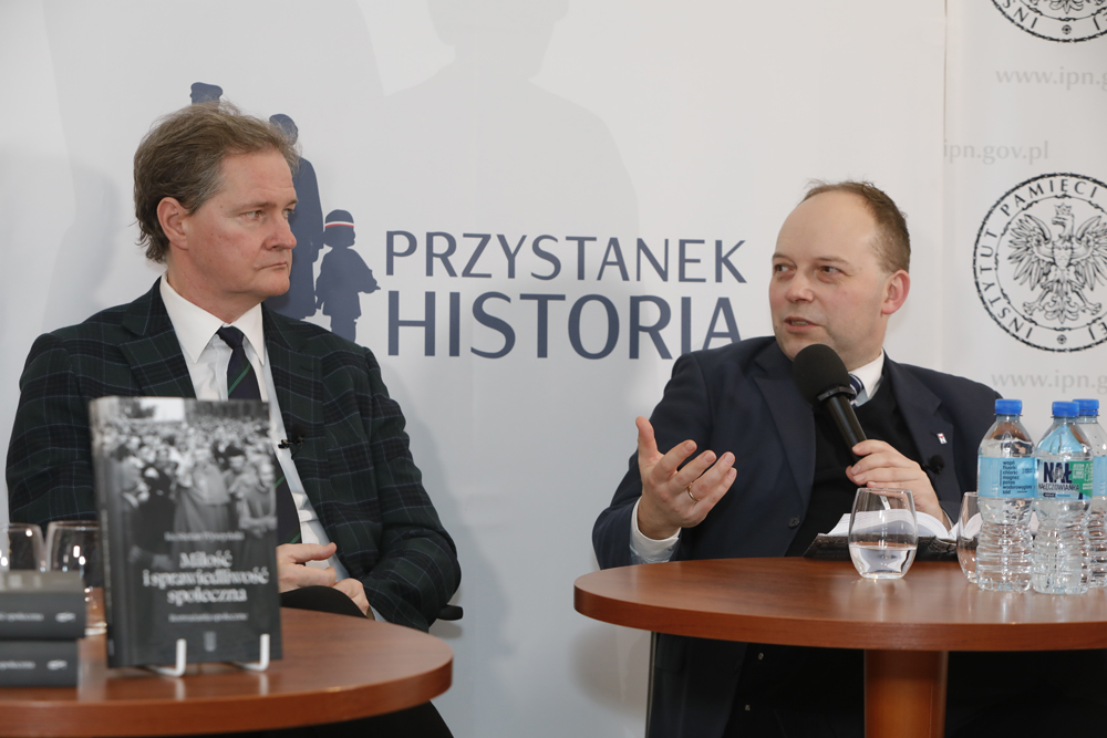 Dyskusja o książce bł. kardynała Stefana Wyszyńskiego „Miłość i sprawiedliwość społeczna” – 12 stycznia 2022. Fot. Piotr Życieński (IPN)