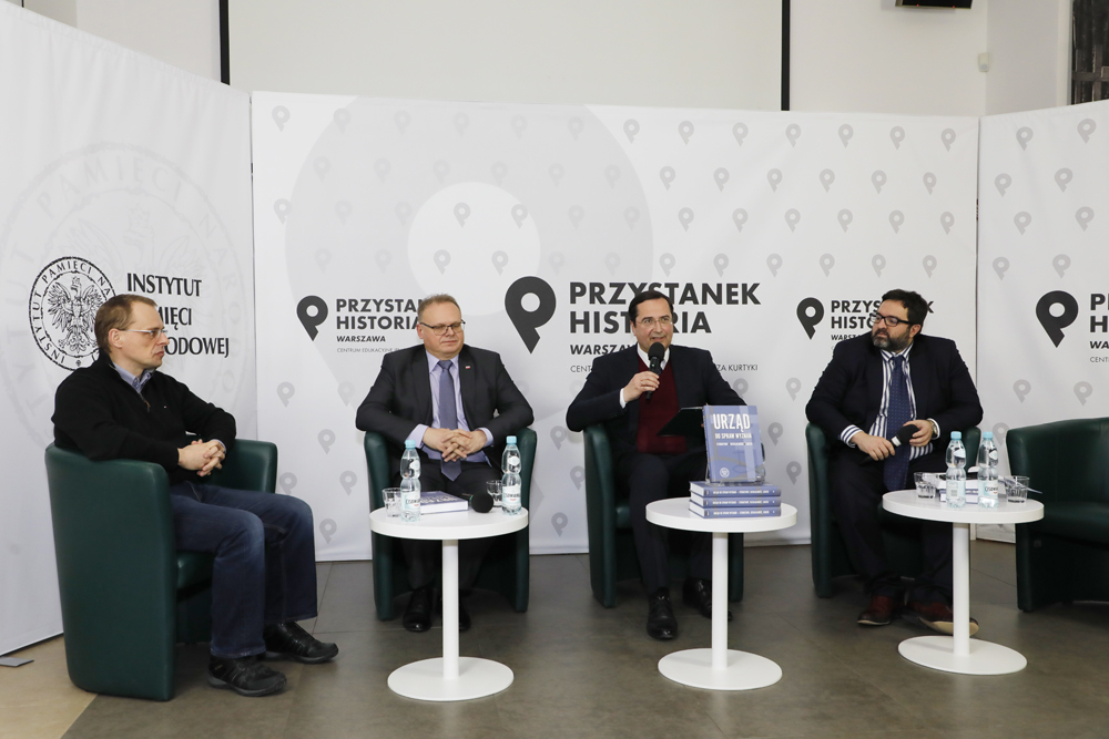 Dyskusja o książce „Urząd do spraw Wyznań – struktury, działalność, ludzie, tom 2: Struktury administracji wyznaniowej i pierwsze lata działalności Urzędu ds. Wyznań w Polsce ludowej (1945–1956)” – Warszawa, 12 stycznia 2022. Fot. Piotr Życieński (IPN)