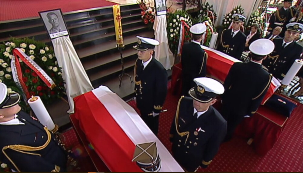 „Przystanek Historia” w TVP Historia, odc. 48: Biuro Poszukiwań i Identyfikacji – przywracamy imię i cześć ofiarom totalitaryzmów – 20 stycznia 2022