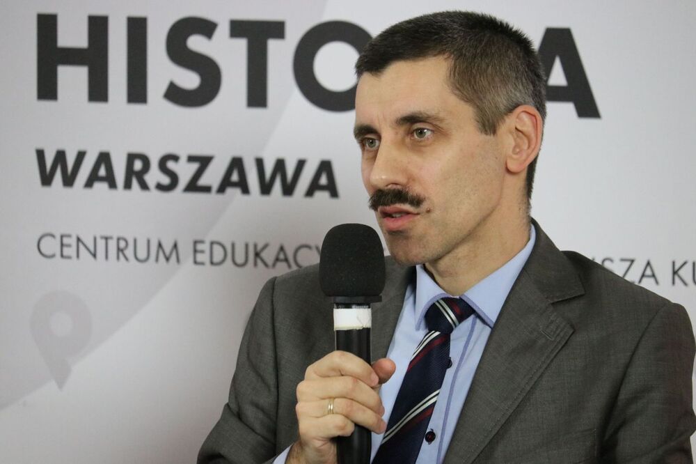 Dr hab. Mirosław Szumiło (BBH IPN), red. książki „»Polski kryzys« 1980–1981 w dokumentach dyplomacji czechosłowackiej” – Warszawa, 19 stycznia 2022. Fot. Aleksandra Wierzchowska (IPN)