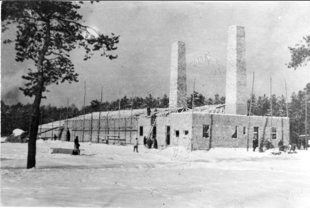 Budowa krematorium IV lub V na terenie KL Auschwitz II_GK-9-1-7-4
