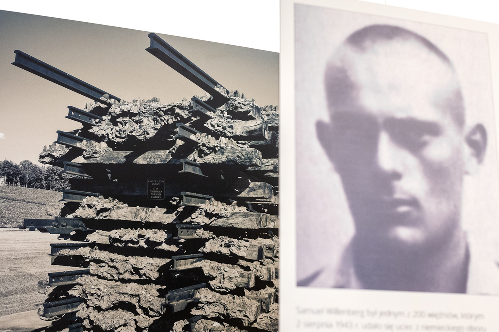 Wystawa „Obraz Treblinki w oczach Samuela Willenberga” w Warszawie. Fot. Sławek Kasper (IPN)