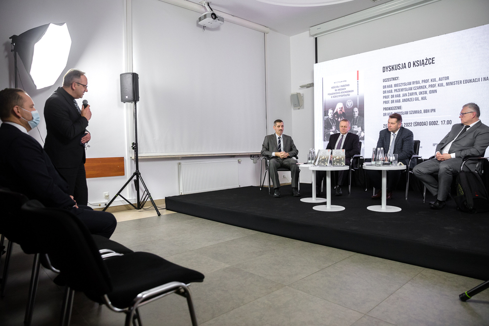 Dyskusja o książce „Kościół i państwo na Kresach Południowo-Wschodnich II Rzeczypospolitej” – 26 stycznia 2022. Fot. Sławek Kasper (IPN)