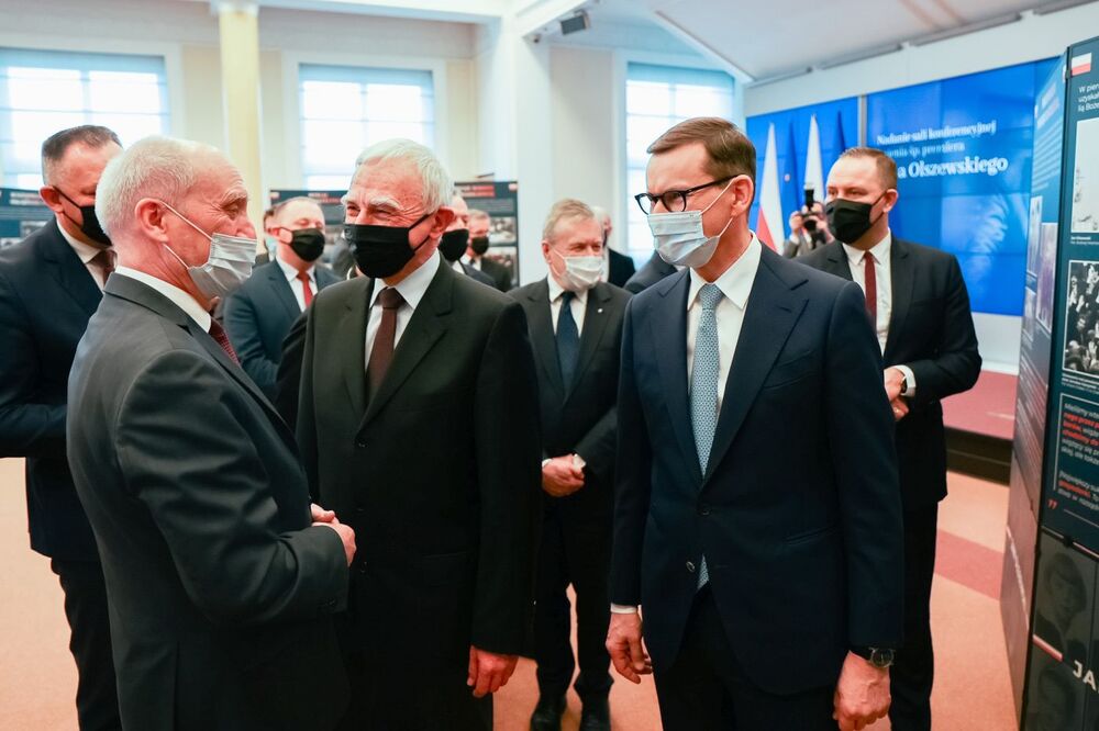 Uroczystość nadania sali konferencyjnej w KPRM imienia premiera Jana Olszewskiego – 8 lutego 2022. Fot. Daniel Gnap / KPRM