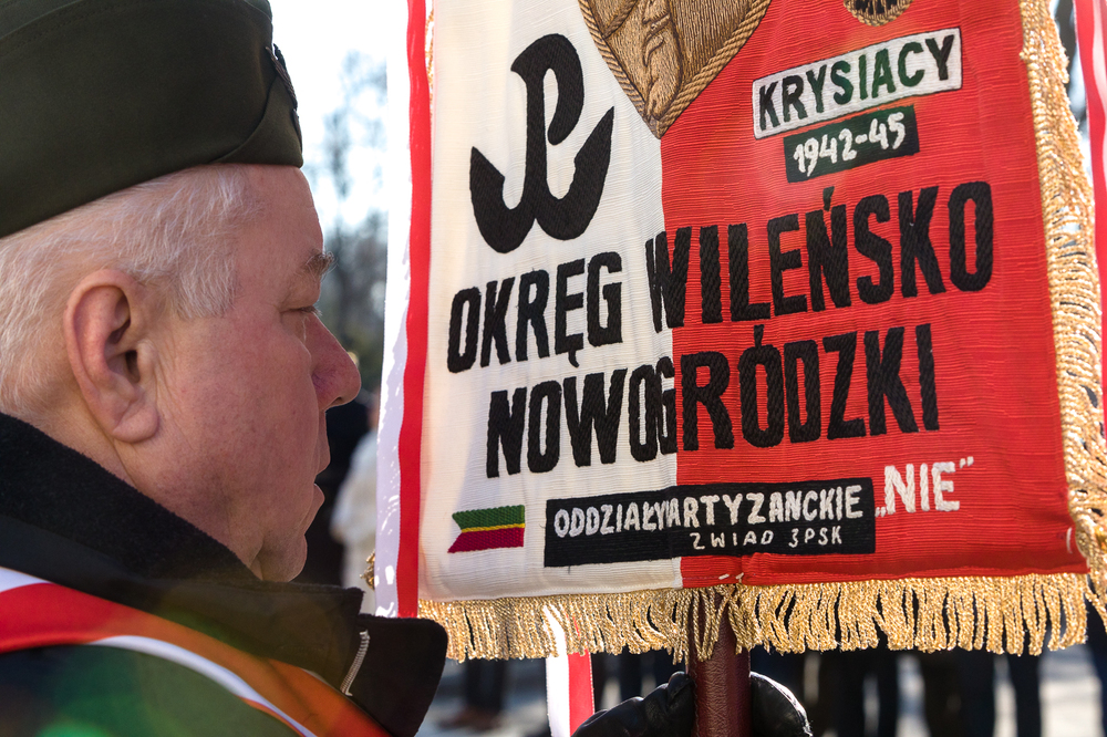 Uroczystość pod pomnikiem gen. Stefana Roweckiego „Grota” z udziałem zastępców prezesa IPN – dr. hab. Karola Polejowskiego i dr. Mateusza Szpytmy – Warszawa, 14 lutego 2022. Fot. Sławek Kasper (IPN)