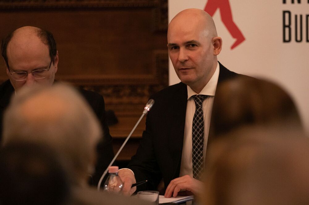 Dr hab. Rafał Reczek, dyrektor poznańskiego oddziału IPN, współautor publikacji „Miasta Wolności: Poznań–Budapeszt 1956” – Budapeszt, 22 lutego 2022. Fot. Mikołaj Bujak (IPN)