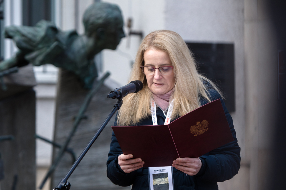Agnieszka Wopińska z Archiwum Akt Nowych. Otwarcie wystawy „Ocal naszego Tatusia! Listy dzieci Żołnierzy Wyklętych do Bolesława Bieruta” – Warszawa, 26 lutego 2022