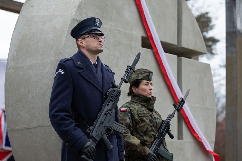 Odsłonięcie pomnika Żołnierzy Wyklętych w Raciborzu – 27 lutego 2022. Fot. Mikołaj Bujak (IPN)