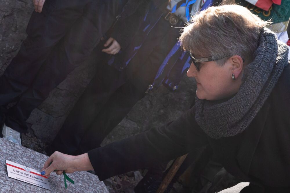 Uroczystość oznaczenia grobu powstańca śląskiego Wilhelma Marca znakiem pamięci „Tobie Polsko” – Mysłowice, 12 marca 2022. Fot. Mikołaj Bujak (IPN)