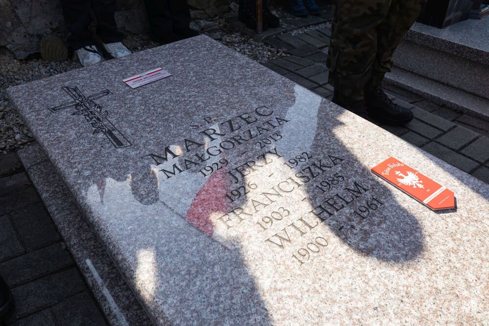 Uroczystość oznaczenia grobu powstańca śląskiego Wilhelma Marca znakiem pamięci „Tobie Polsko” – Mysłowice, 12 marca 2022. Fot. Mikołaj Bujak (IPN)