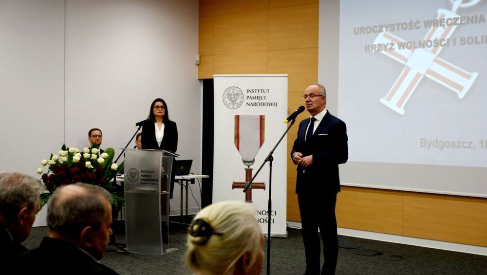 Uroczystość wręczenia Krzyży Wolności i Solidarności – Bydgoszcz, 16 marca 2022. Fot. Dariusz Ganczar