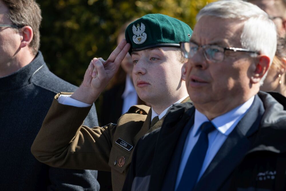 Odsłonięcie obelisku upamiętniającego rodzinę Baranków, zamordowaną przez Niemców za ukrywanie Żydów – Miechów, 24 marca 2022. Fot. Mikołaj Bujak (IPN)