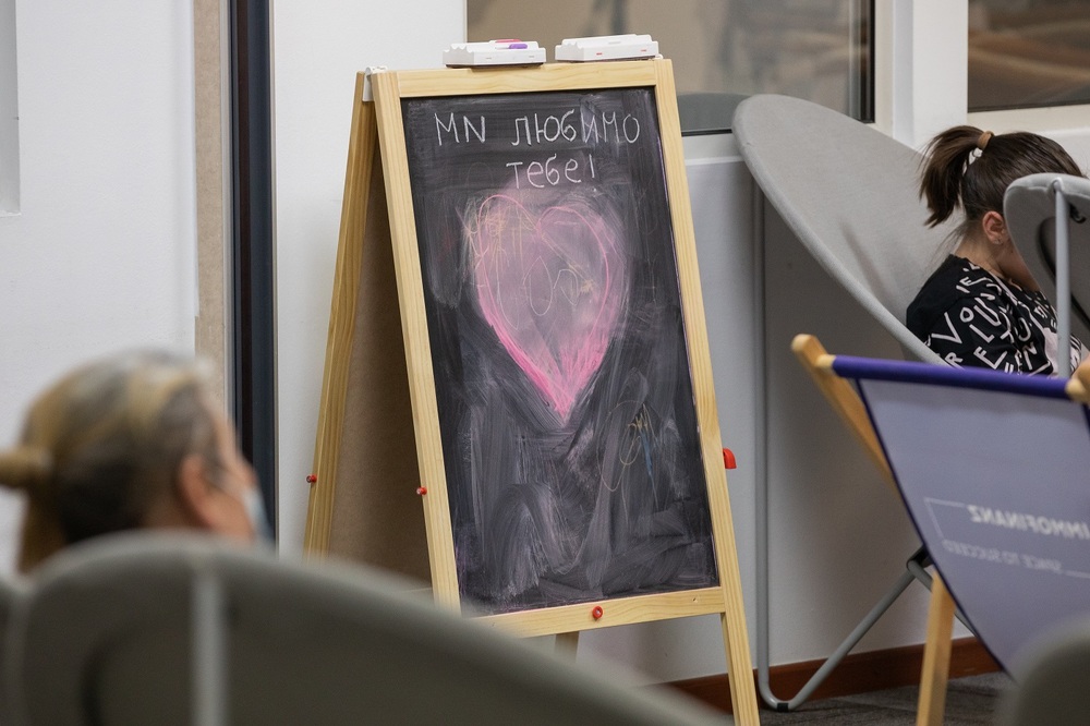 Koncert dla obywateli Ukrainy dotkniętych agresją zbrojną Federacji Rosyjskiej. Fot. Mikołaj Bujak (IPN)