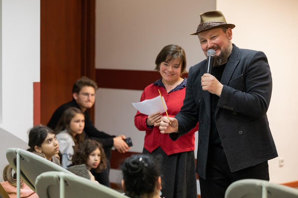 Koncert dla obywateli Ukrainy dotkniętych agresją zbrojną Federacji Rosyjskiej. Fot. Mikołaj Bujak (IPN)