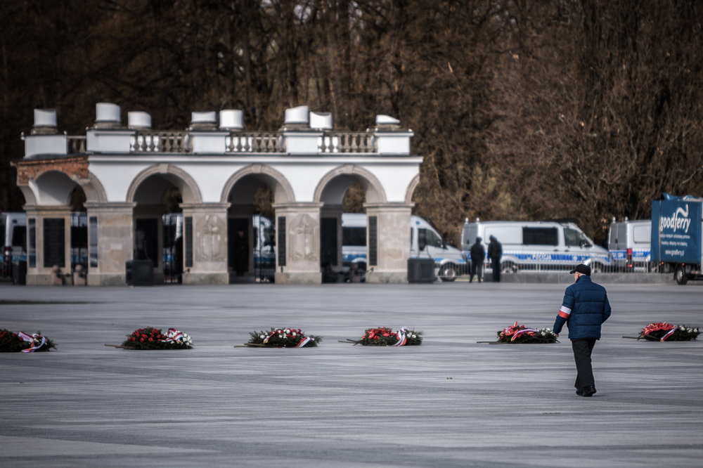 Uroczystości upamiętniające ofiary katastrofy smoleńskiej na placu Piłsudskiego w Warszawie – 10 kwietnia 2022. Fot. Sławek Kasper (IPN)