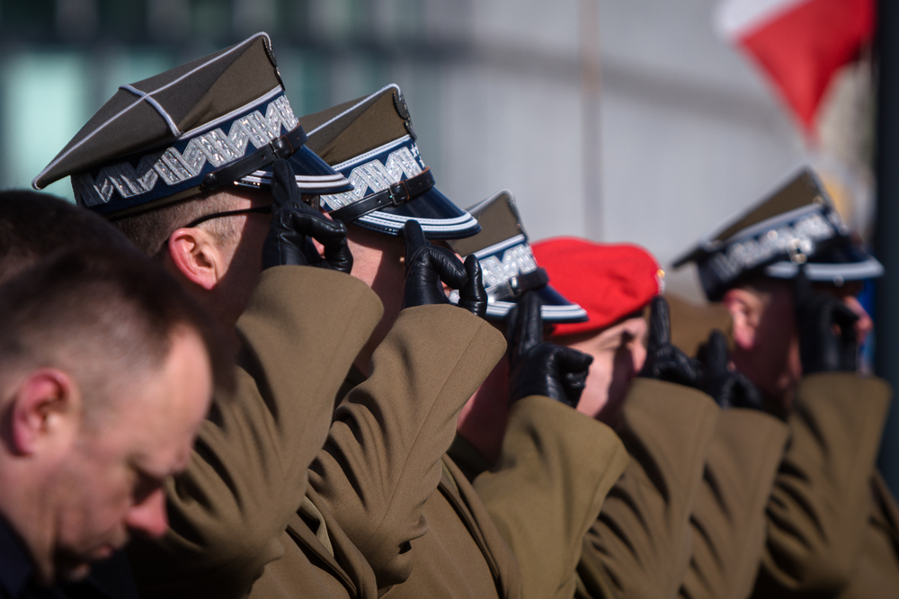 Uroczystości upamiętniające ofiary katastrofy smoleńskiej na placu Piłsudskiego w Warszawie – 10 kwietnia 2022. Fot. Sławek Kasper (IPN)