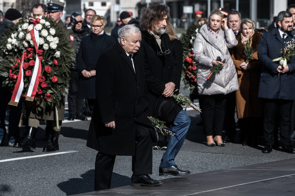 Uroczystości upamiętniające ofiary katastrofy smoleńskiej na placu Piłsudskiego w Warszawie – 10 kwietnia 2022. Fot. Sławek Kasper (IPN)