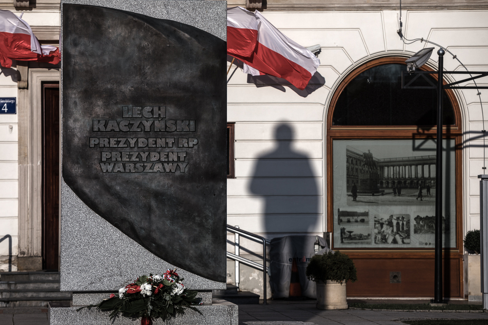 12 rocznica katastrofy smoleńskiej –  plac Piłsudskiego w Warszawie. Fot. Sławek Kasper (IPN)