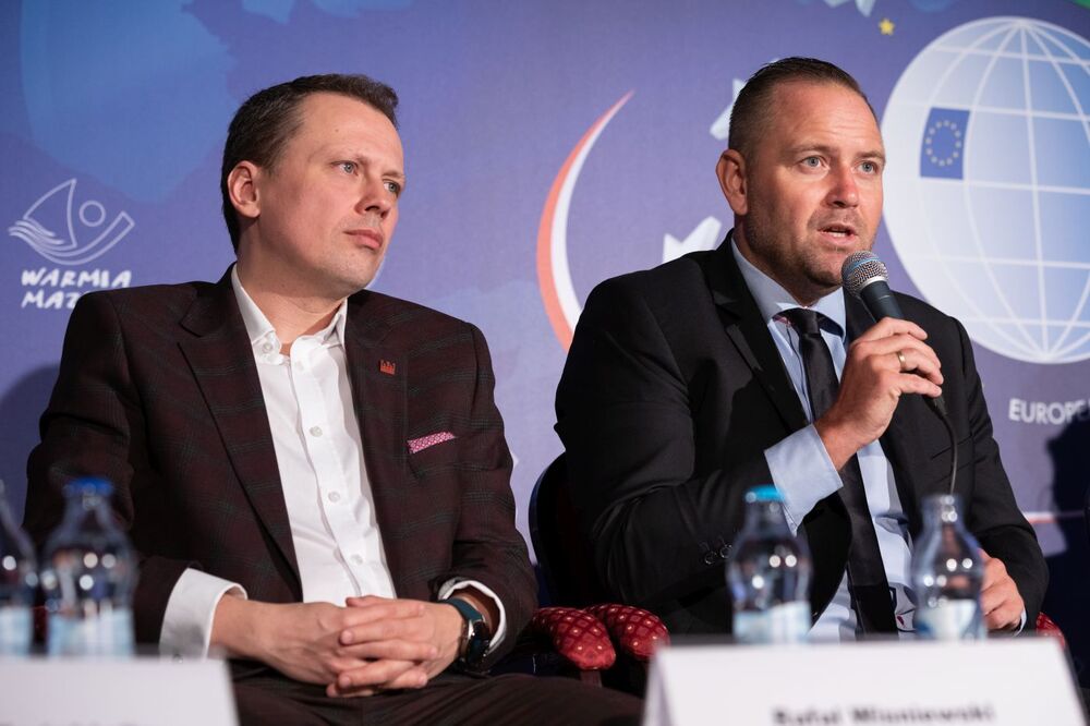 VII Europejski Kongres Samorządów z udziałem prezesa IPN dr. Karola Nawrockiego – Mikołajki, 12 kwietnia 2022. Fot. Mikołaj Bujak (IPN)