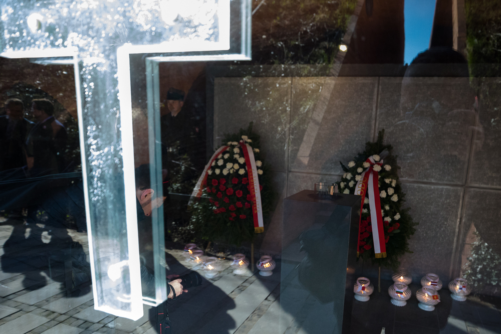 Uroczystości upamiętniające ofiary zbrodni katyńskiej – Warszawa, Muzeum Katyńskie, 13 kwietnia 2022. Fot. Sławek Kasper (IPN)