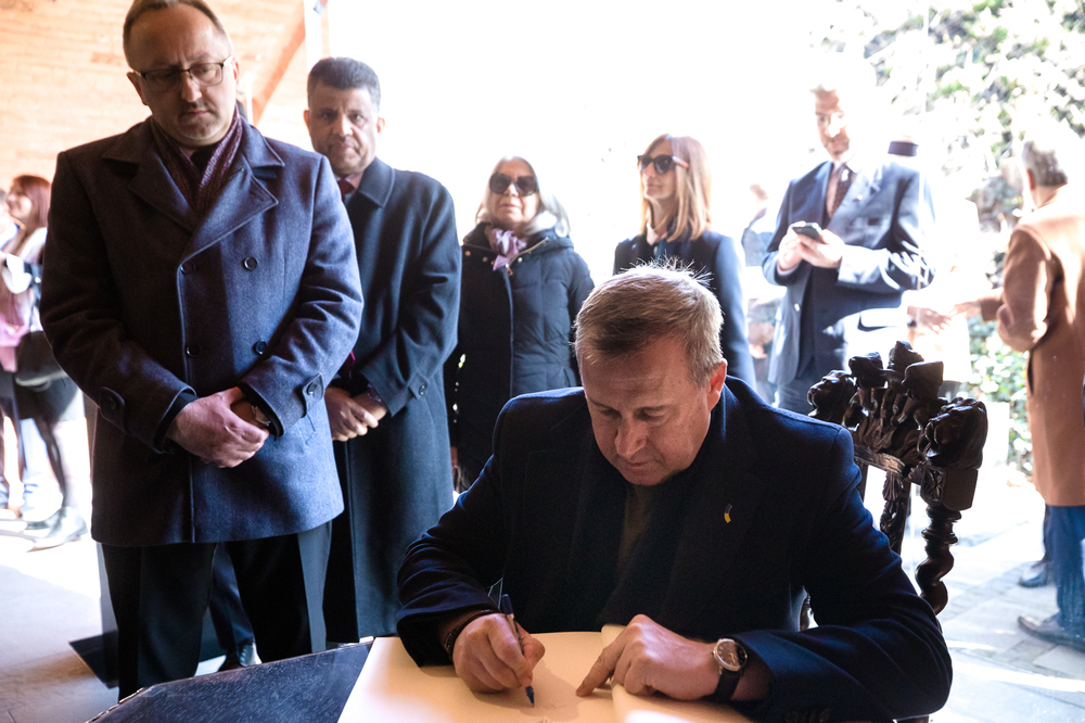 Uroczystości upamiętniające ofiary zbrodni katyńskiej – Warszawa, Muzeum Katyńskie, 13 kwietnia 2022. Fot. Sławek Kasper (IPN)