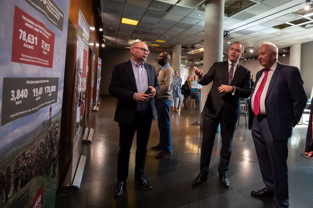 Otwarcie wystawy IPN „Szlaki Nadziei” w Pretorii (RPA) – 26 kwietnia 2022. Fot. Mikołaj Bujak (IPN)