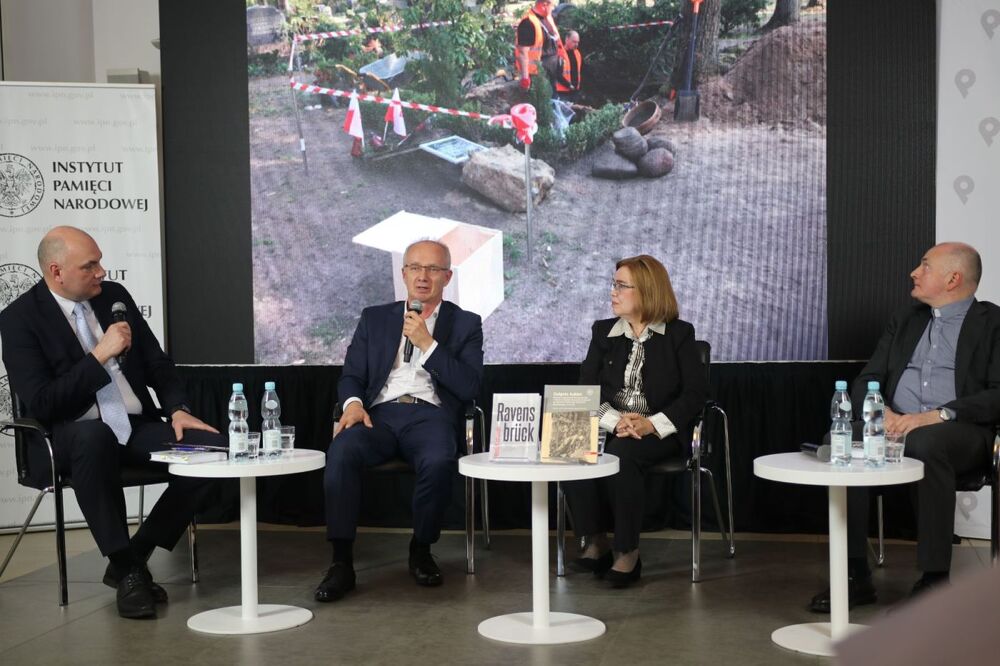 Dyskusja „Ravensbrück – pamięć o ofiarach niemieckiej zbrodni” – 27 kwietnia 2022. Fot. Aleksandra Wierzchowska (IPN)