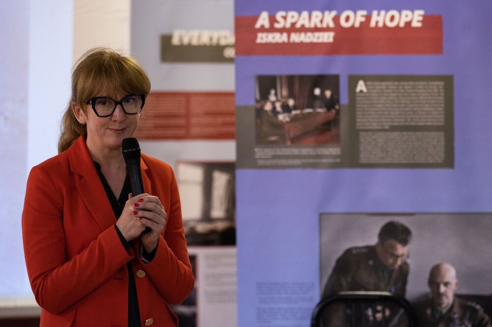 Teresa Gallewicz-Dołowa z Archiwum IPN. Spotkanie z Polonią i przedstawicielami Związku Sybiraków – Johannesburg, 28 kwietnia 2022. Fot. Mikołaj Bujak (IPN)