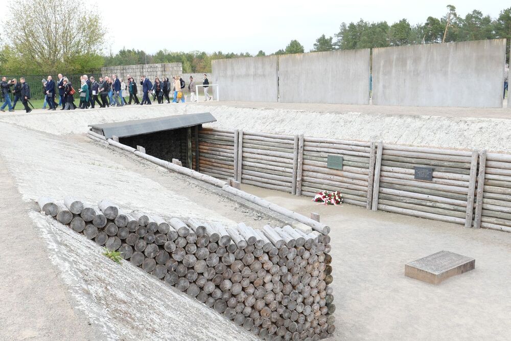 Uroczystość odsłonięcia pomnika generała Bolesława Roi w Sachsenhausen – 1 maja 2022. Fot. Joanna Sulej-Piskorz (IPN)