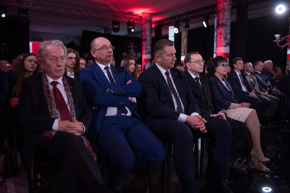 Wyniki konkursu „Polskie serce pękło KATYŃ 1940”