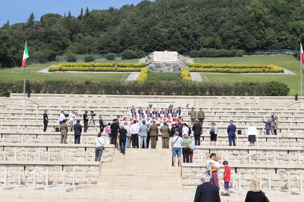 Otwarcie wystawy „Z łagrów na Monte Cassino" w Cassino we Włoszech – 12 maja 2022. Fot. IPN