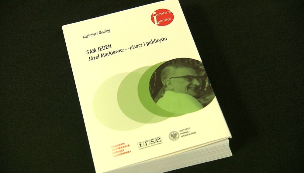 Kadr z programu „Przystanek Historia” w TVP Historia, odc. 47: Strzelecka 8 – katownia NKWD w Warszawie – premiera 6 stycznia 2022