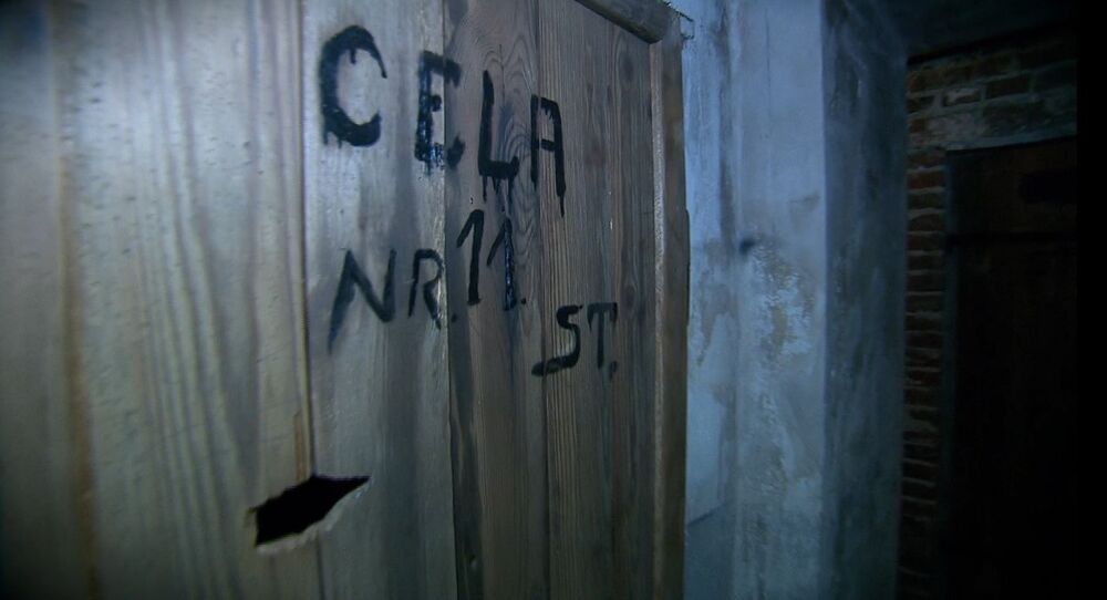 Kadr z programu „Przystanek Historia” w TVP Historia, odc. 47: Strzelecka 8 – katownia NKWD w Warszawie – premiera 6 stycznia 2022