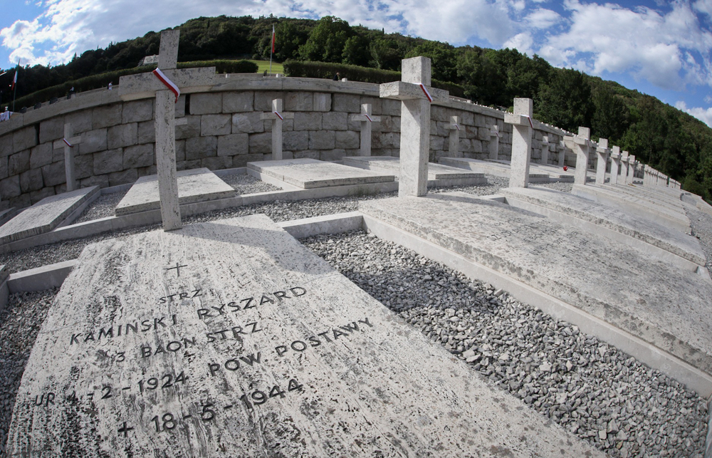 Uroczystości na Polskim Cmentarzu Wojennym na Monte Cassino – 18 maja 2022. Fot. Sławek Kasper (IPN)