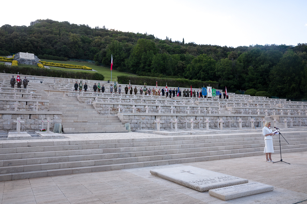 Anna Maria Anders podczas uroczystości na Polskim Cmentarzu Wojennym na Monte Cassino – 18 maja 2022. Fot. Sławek Kasper (IPN)